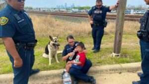 Un perro protege en las vías del tren a un niño de 5 años con síndrome de Down